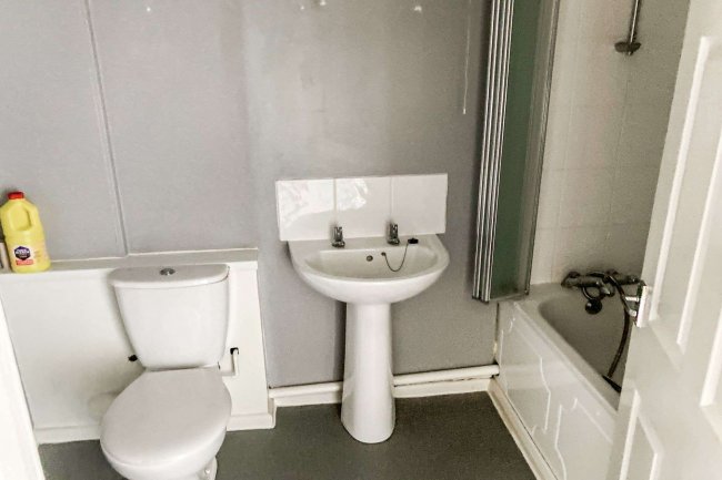 Flat 29 Grovelands Centre, Savile Way, Grove, Wantage OX12 0PT 5