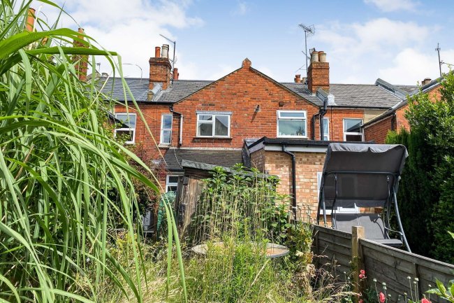 5 Kings Road, Caversham, Reading, RG4 8DS 6