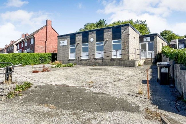 St John Hall, Harris Road, Hapur Hill, Buxton, Derbyshire SK17 9JS 6