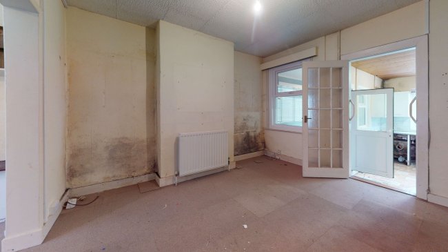 14 Gladstone Road, Tonbridge, Kent TN9 1UE 8