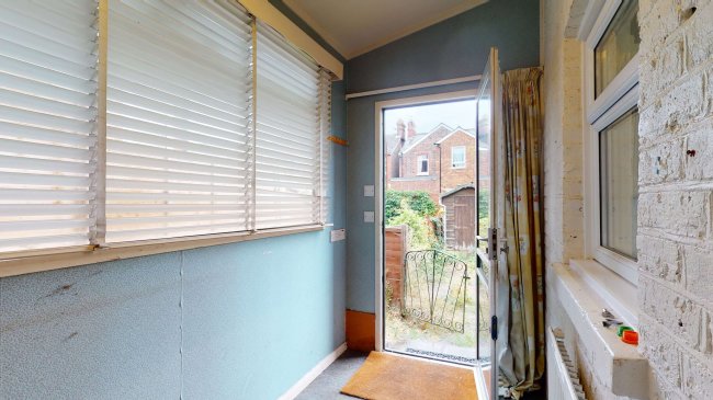 14 Gladstone Road, Tonbridge, Kent TN9 1UE 8