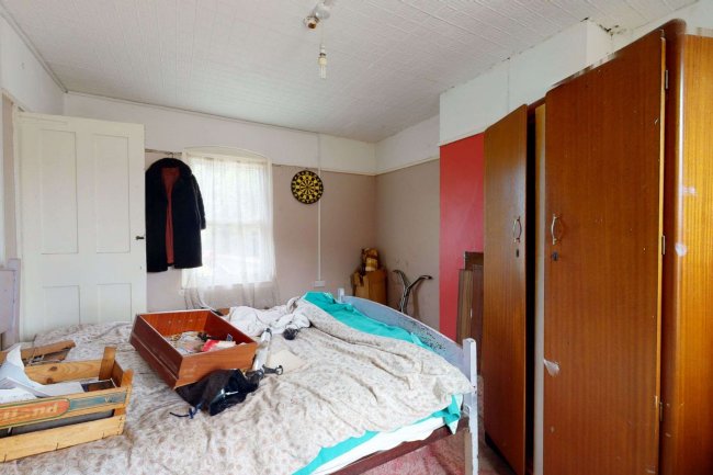 40 Chapel House Street, Isle of Dogs, London E14 3AS 6