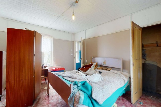 40 Chapel House Street, Isle of Dogs, London E14 3AS 6