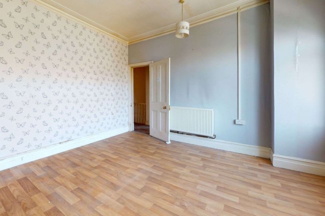 1 Quintin Avenue, Wimbledon Chase, London SW20 8LD 3