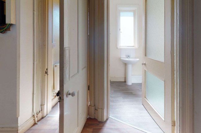 1 Quintin Avenue, Wimbledon Chase, London SW20 8LD 3