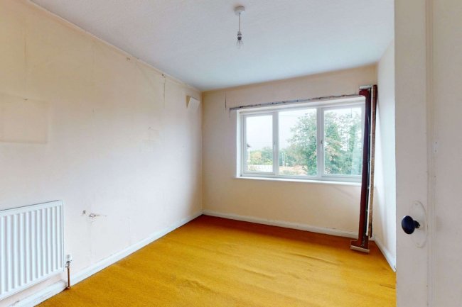 1 Rothbury Gardens, Isleworth, Middlesex TW7 5JG 10