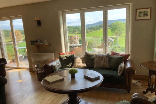 Lyth Valley Country Inn, Lyth, Near Kendal, Cumbria LA8 8DB 4