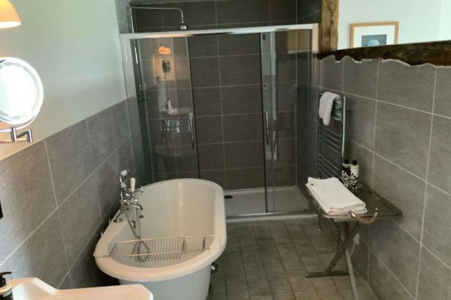 Lyth Valley Country Inn, Lyth, Near Kendal, Cumbria LA8 8DB 4