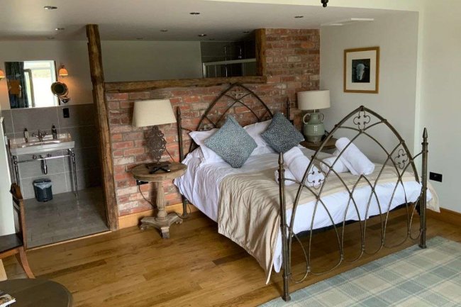 Lyth Valley Country Inn, Lyth, Near Kendal, Cumbria LA8 8DB 4