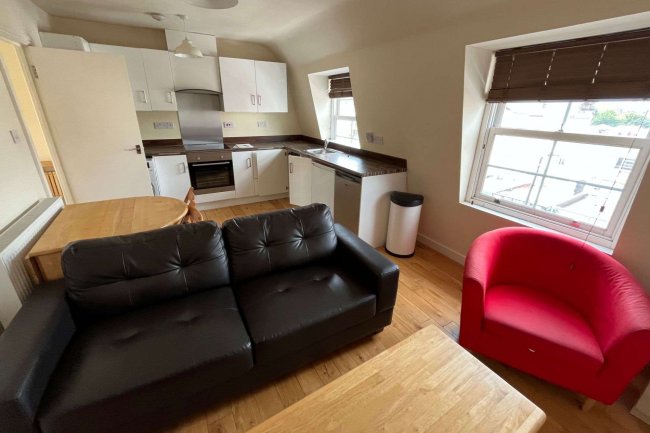 167 Camberwell Road, London SE5 0HB 5