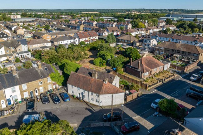 37 39 and 41 Townmead Road, Waltham Abbey, Essex, EN9 1RP 8