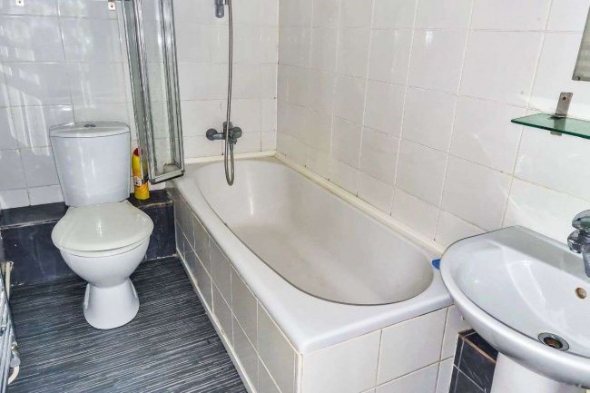 Flat 1 Highview, 75 Eglinton Hill, Shooters Hill, London, SE18 3PB 5