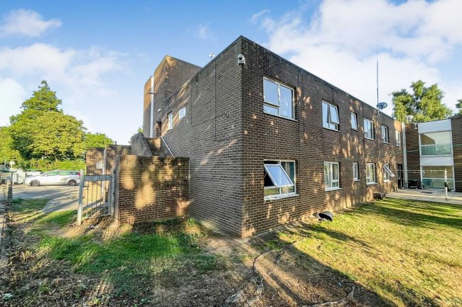 2,4,6,7,9 Barlow House, 7,8,15,16, Carlton House, 4, 5,6,7,8,9 Ashton House and  3,6,7,8 Denby House, North Street, South Kirby, Pontefract WF9 3NL 3