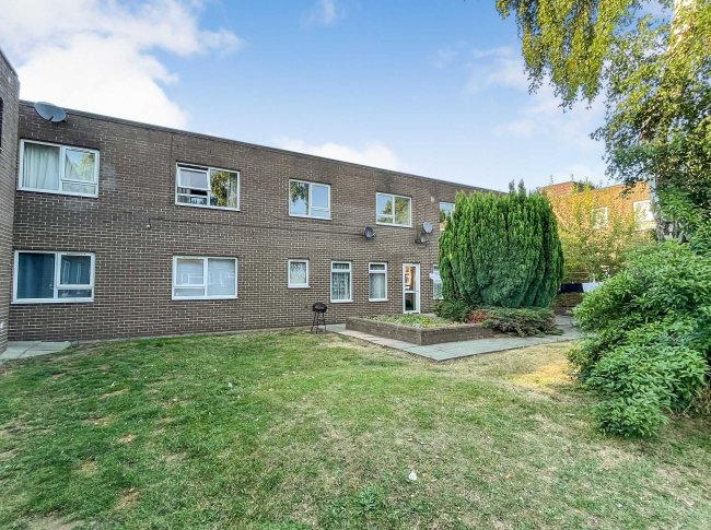 2,4,6,7,9 Barlow House, 7,8,15,16, Carlton House, 4, 5,6,7,8,9 Ashton House and  3,6,7,8 Denby House, North Street, South Kirby, Pontefract WF9 3NL 3