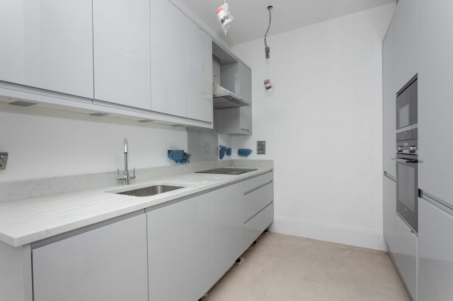 Westhorpe House, Marlow, Buckinghamshire SL7 3FJ 1