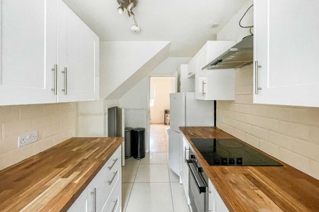 98 Sylvia Court, Cavendish Street, London, N1 7PH 10