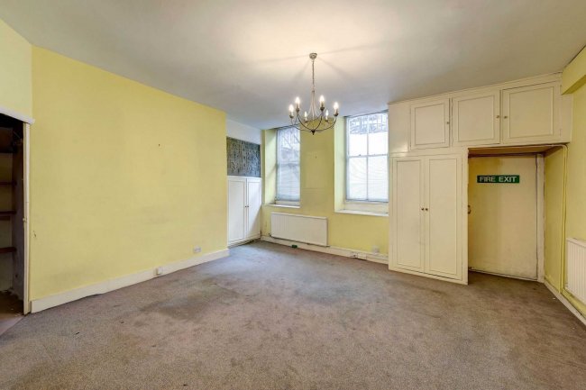 8 Great James Street, London, WC1N 3DF 9