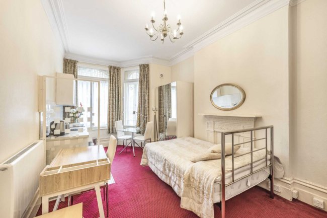 59 Canfield Gardens, Hampstead, London, NW6 3JL  6