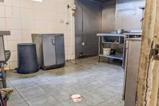 73 Lordship Lane, East Dulwich, London, SE22 8EP 2