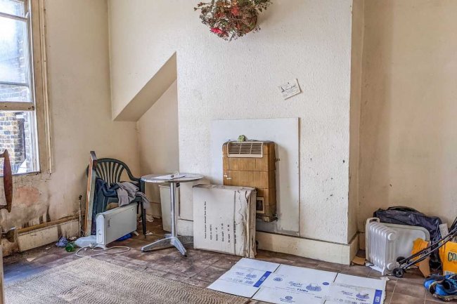 73 Lordship Lane, East Dulwich, London, SE22 8EP 2