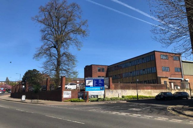 470 Church Lane, Kingsbury Green, London NW9 8UA 2