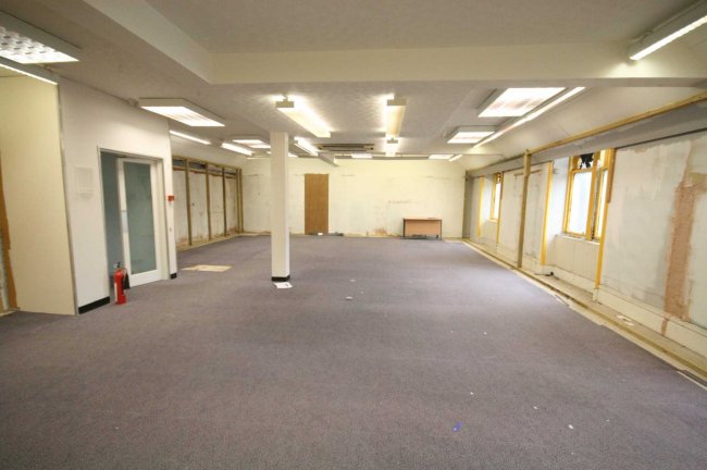 9-11 East Church Street, Buckie, Aberdeenshire AB56 1EX 6