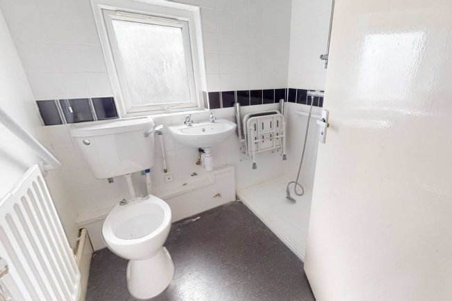 75 Eccles Road, London SW11 1LX  10