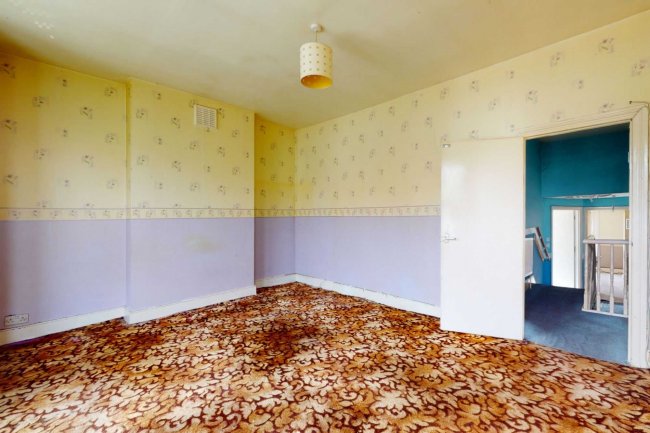 75 Eccles Road, London SW11 1LX  10