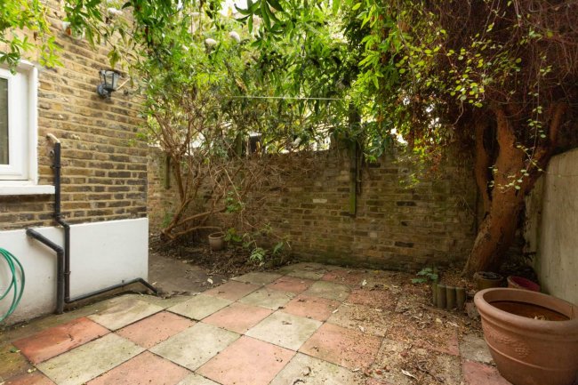 75 Eccles Road, London SW11 1LX  10