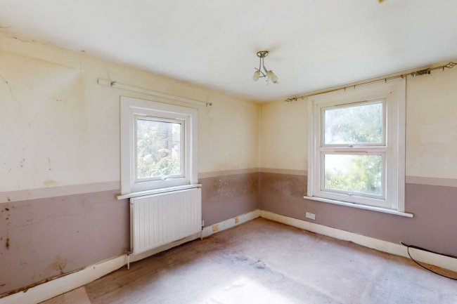 75 Eccles Road, London SW11 1LX  10