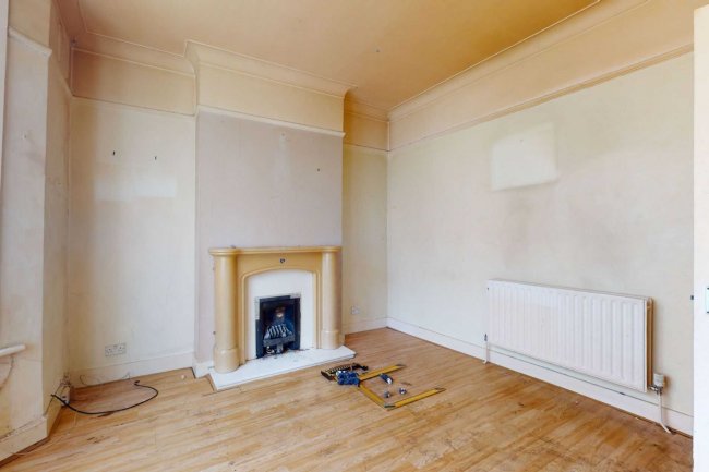 75 Eccles Road, London SW11 1LX  10