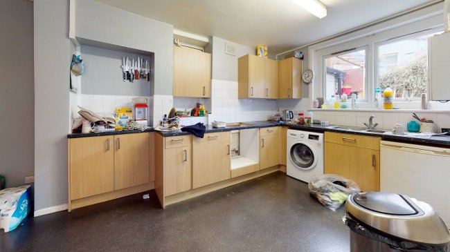 74 Eccles Road, London SW11 1LX  4