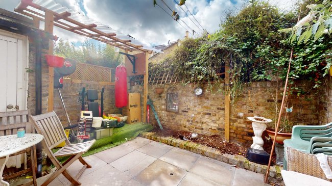 74 Eccles Road, London SW11 1LX  4