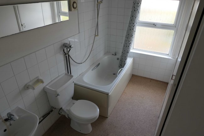 9 Bretland Road, Rusthall, Royal Tunbridge Wells, Kent, TN4 8PS  4