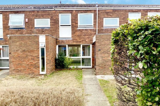 43 Harrison Close, Reigate, Greater London RH2 7HS 6