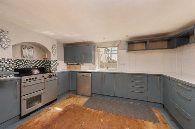 11 Stone Road, Broadstairs, Kent CT10 1DY 9