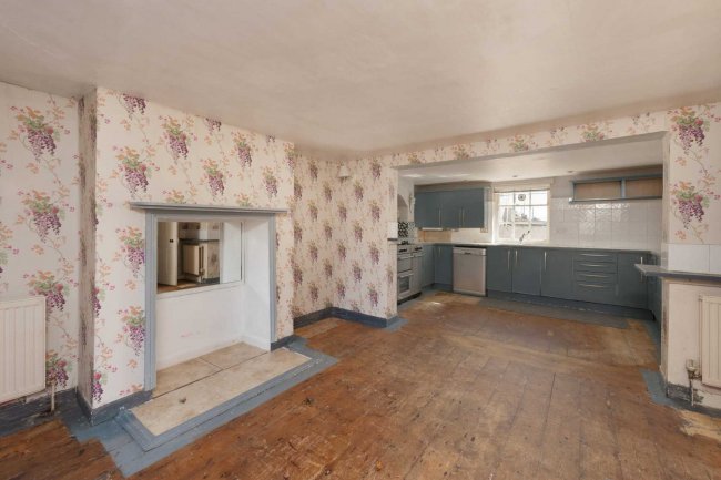 11 Stone Road, Broadstairs, Kent CT10 1DY 9