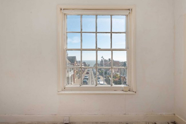 11 Stone Road, Broadstairs, Kent CT10 1DY 9