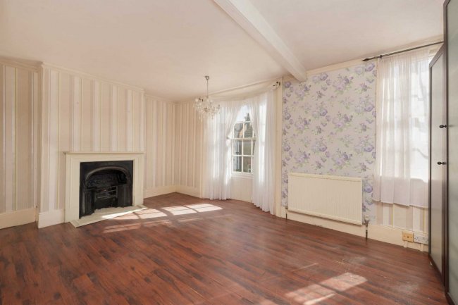 11 Stone Road, Broadstairs, Kent CT10 1DY 9