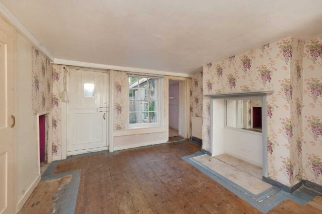 11 Stone Road, Broadstairs, Kent CT10 1DY 9