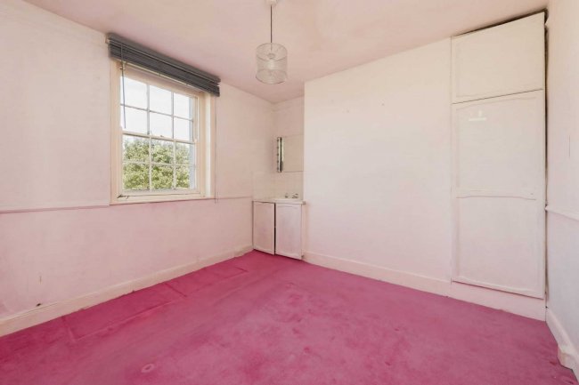 11 Stone Road, Broadstairs, Kent CT10 1DY 9