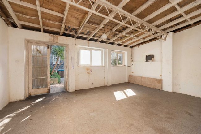 11 Stone Road, Broadstairs, Kent CT10 1DY 9