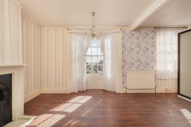 11 Stone Road, Broadstairs, Kent CT10 1DY 9