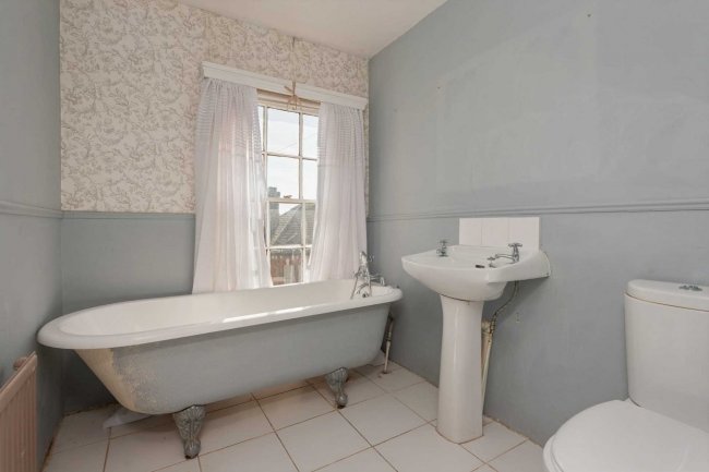 11 Stone Road, Broadstairs, Kent CT10 1DY 9