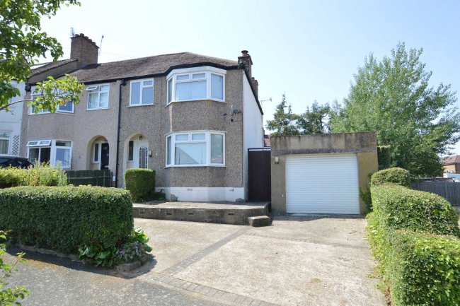 2 Coniston Road, Coulsdon, Surrey, CR5 3BS
 8