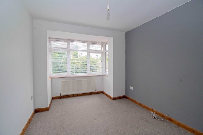 4 Spears Walk, Brighton, West Sussex, BN2 6PN
 8