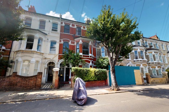 26C Beauchamp Road, Clapham London, SW11 1PQ
 8