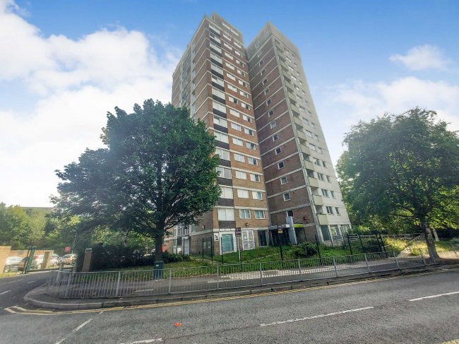 Flat 72 Willow Rise, Roughwood Drive, Liverpool, L33 8WZ
 2