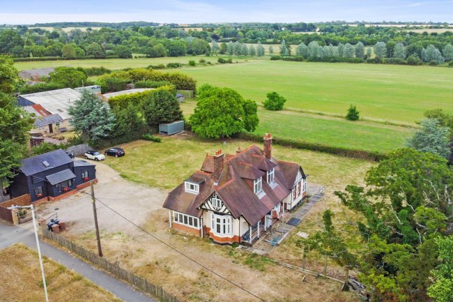 Rembrandt House, Blasford Hill, Little Waltham, Chelmsford, Essex, CM3 3PF 7