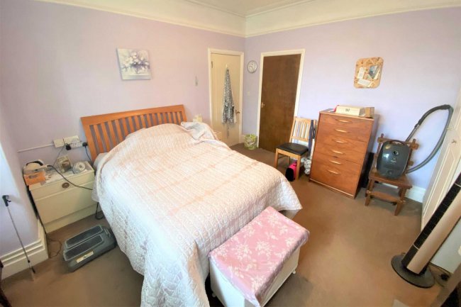 91 Thornbury Road, Isleworth, TW7 4NL
 6